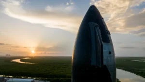 La SpaceX è pronta al lancio FT-5 della nuova Starship assemblata nella Starbase in Texas. Si aspetta il via libera dell'FAA...