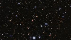 Una recente ricerca svolta con il James Webb Space Telescope ha messo in evidenza che i buchi neri possono inibire la formazione delle stelle